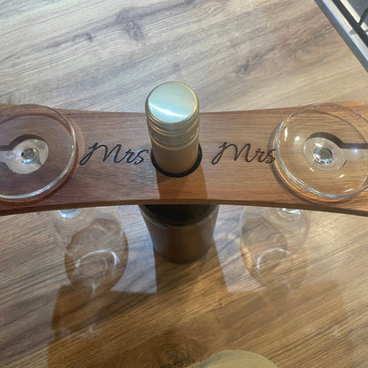 Mrs & Mrs Wine Butler | The Great Gift Idea