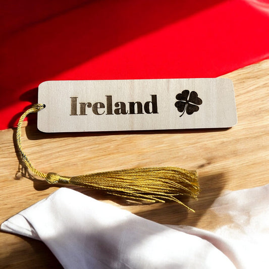 Personalised Ireland Bookmark with Irish Clover | The Great Gift Idea